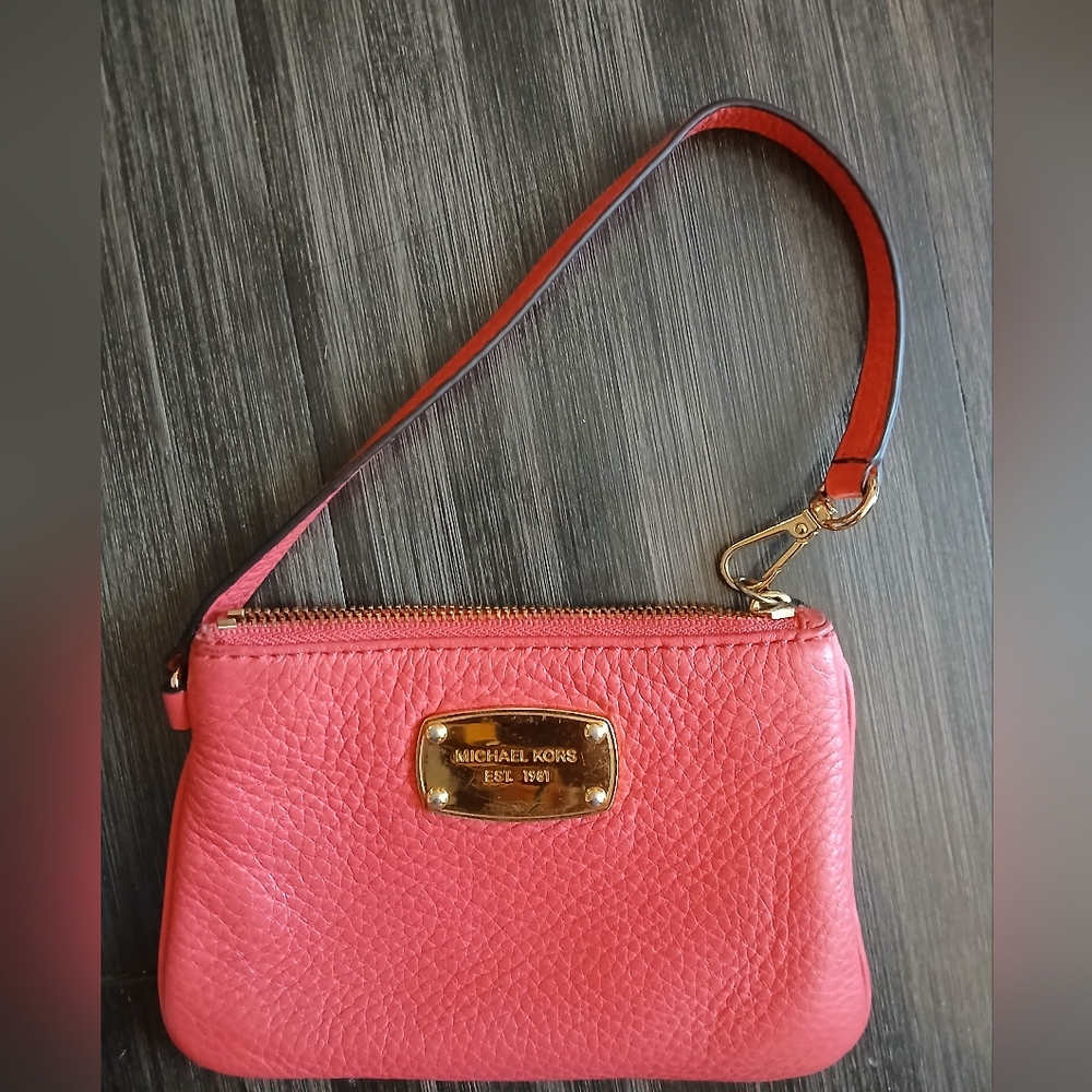 Michael Kors Carrying Wallet/Wristlet